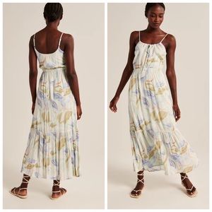 Abercrombie & Fitch Easy Waist Midaxi Dress